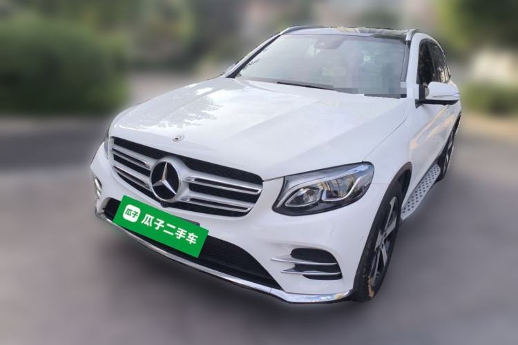 Ojetý Mercedes-Benz GLC 2018 GLC 260 4MATIC Luxury Model Guazi used car, China used car export, Used car for sale, Used cars, Cheapest cars for sale
