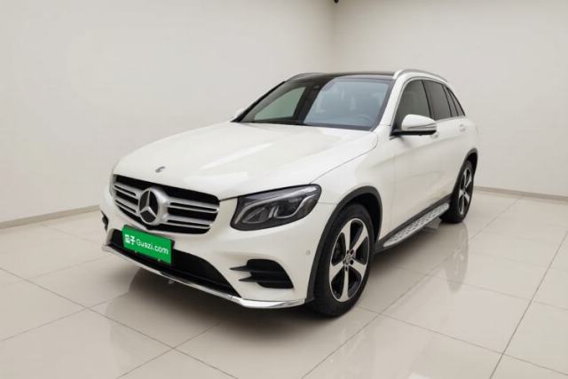 Mercedes-Benz GLC 2018 GLC 260 4MATIC Luxury Model usado