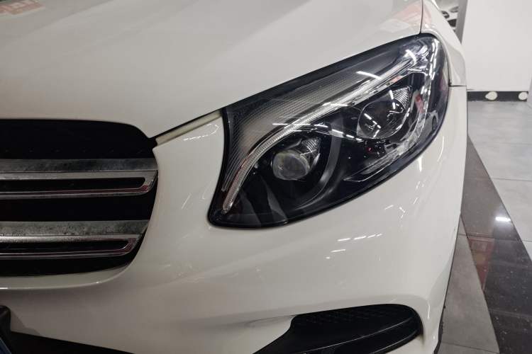 Used Mercedes-Benz GLC 2018 GLC 300 4MATIC Sport Edition Left Front Headlight