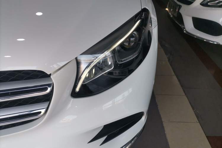 Used Mercedes-Benz GLC 2018 Facelifted GLC 260 4MATIC Dynamic Edition Left Front Headlight