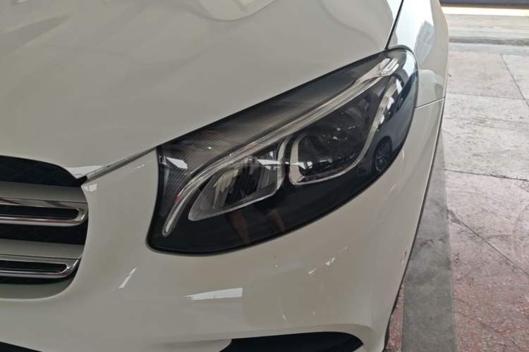 Used Mercedes-Benz GLC 2018 Facelift GLC 260 4MATIC Luxury Edition Left Front Headlight
