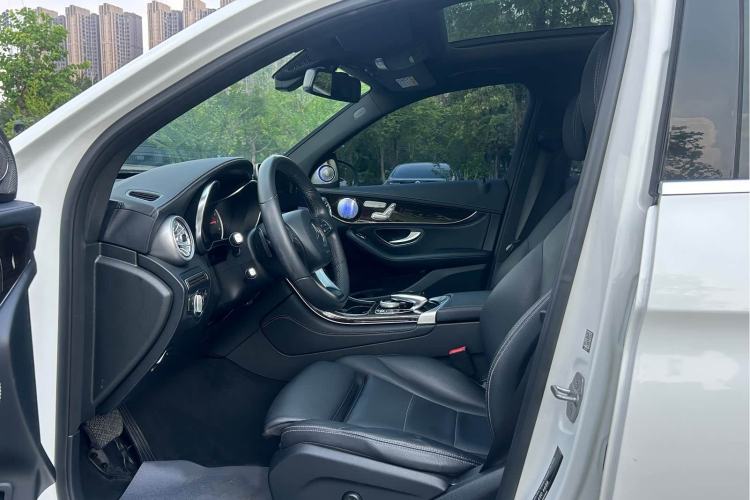 Used Mercedes-Benz GLC 2018 GLC 260 4MATIC Dynamic Edition Left Front Seat