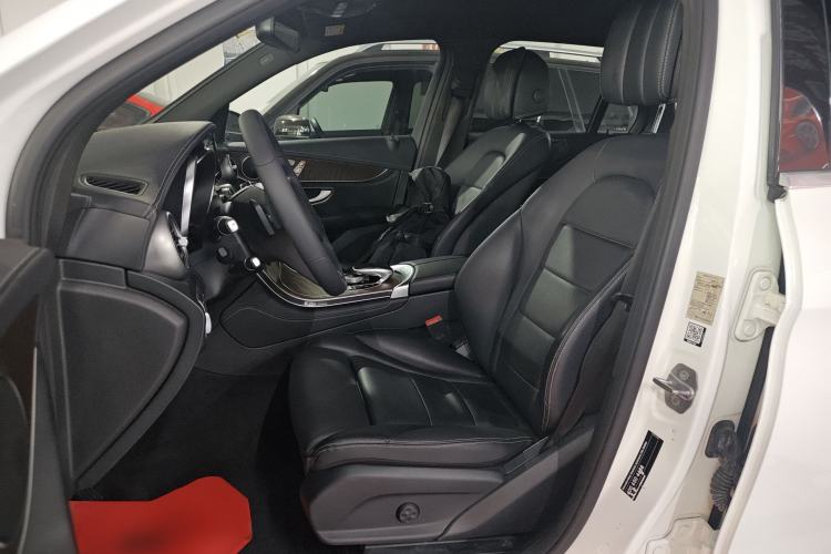 Used Mercedes-Benz GLC 2018 GLC 300 4MATIC Sport Edition Left Front Seat