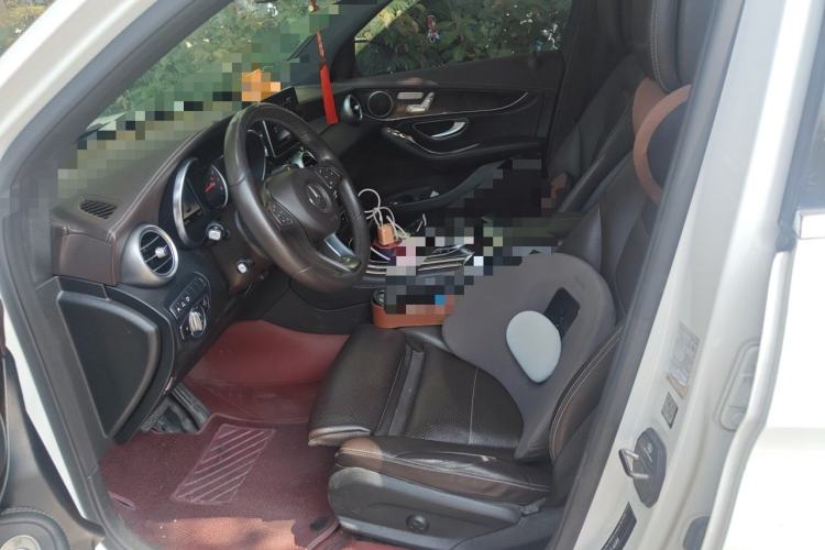 Used Mercedes-Benz GLC 2018 Facelift GLC 260 4MATIC Luxury Edition Left Front Seat