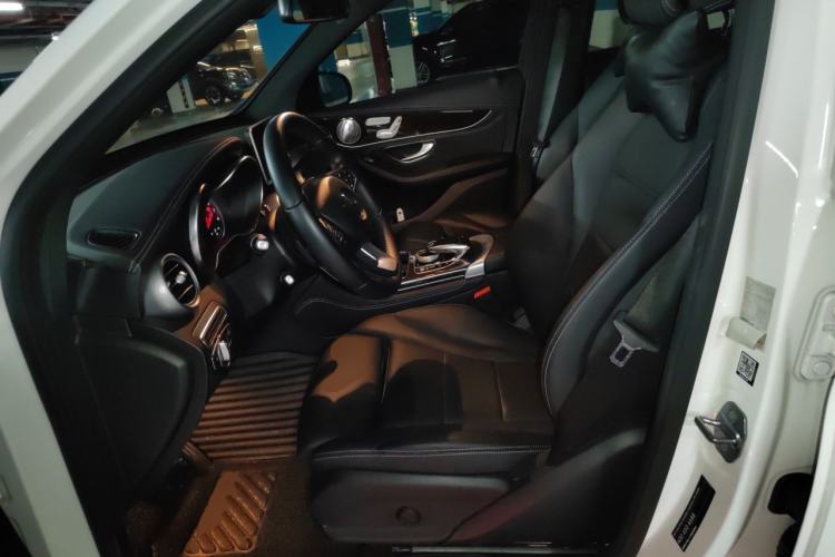Used Mercedes-Benz GLC 2018 GLC 260 4MATIC Dynamic Edition Left Front Seat