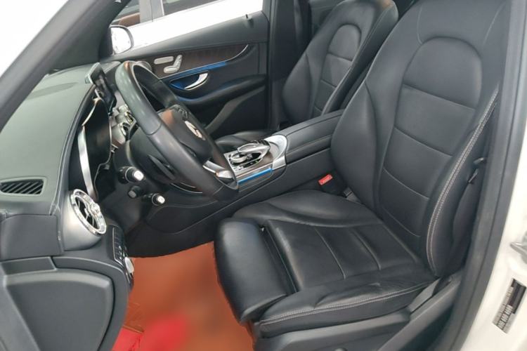 Used Mercedes-Benz GLC 2018 GLC 300 4MATIC Sport Edition Left Front Seat