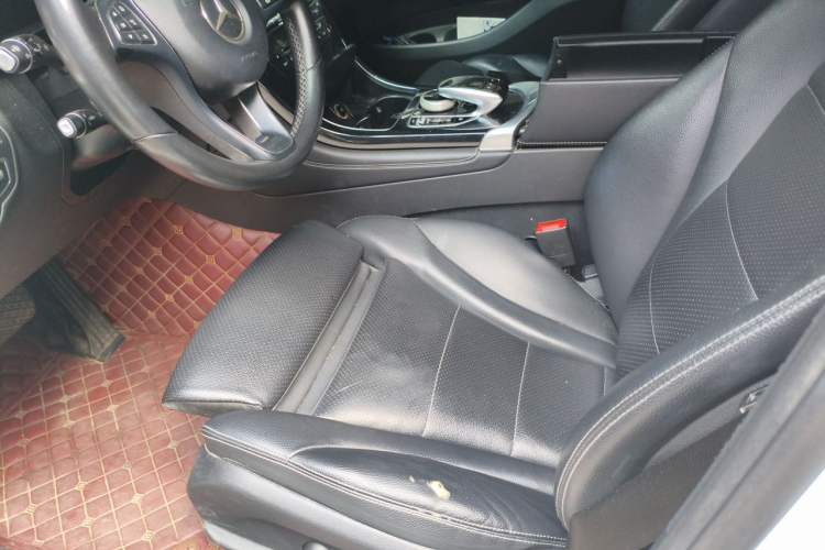 Used Mercedes-Benz GLC 2018 Facelift GLC 200 4MATIC Left Front Seat