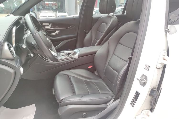 Used Mercedes-Benz GLC 2018 GLC 260 4MATIC Luxury Model Left Front Seat