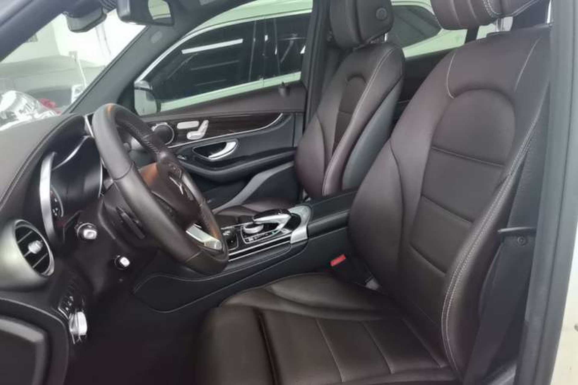Used Mercedes-Benz GLC 2018 GLC 260 4MATIC Luxury Model Left Front Seat