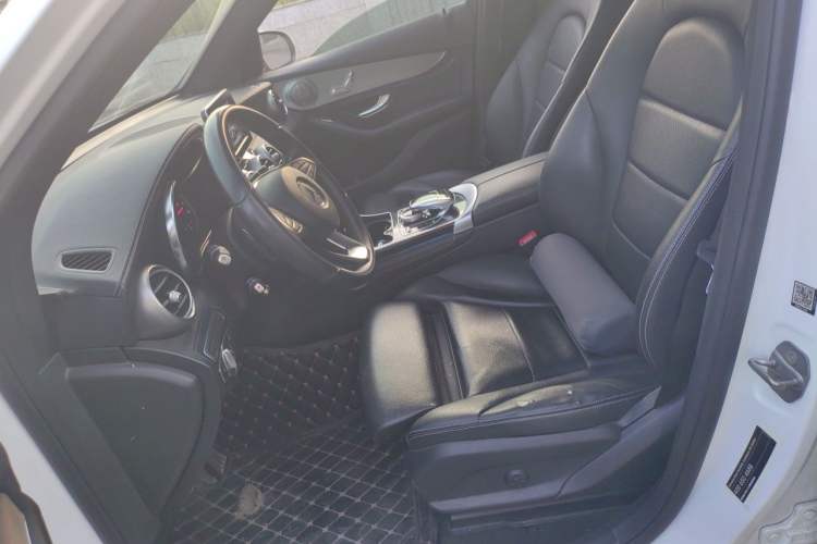 Used Mercedes-Benz GLC 2018 Facelift GLC 200 4MATIC Left Front Seat