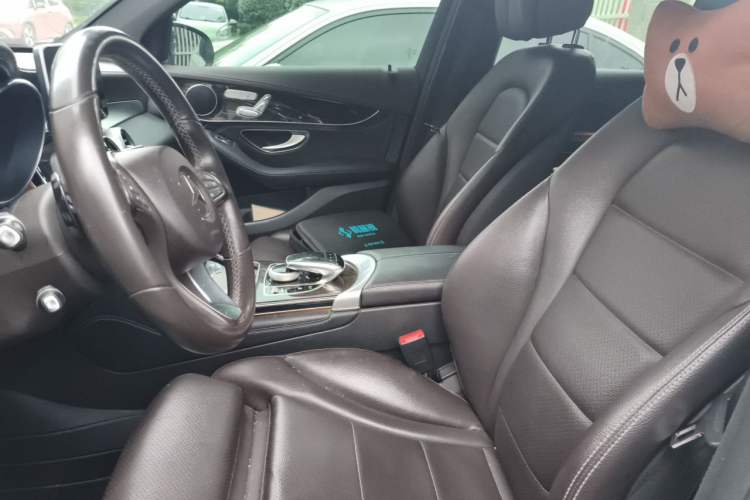 Used Mercedes-Benz GLC 2018 GLC 260 4MATIC Luxury Model Left Front Seat