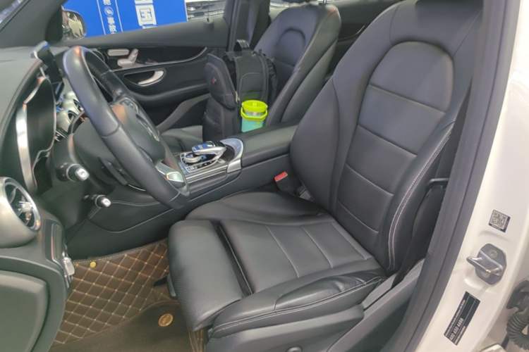 Used Mercedes-Benz GLC 2018 GLC 260 4MATIC Dynamic Edition Left Front Seat