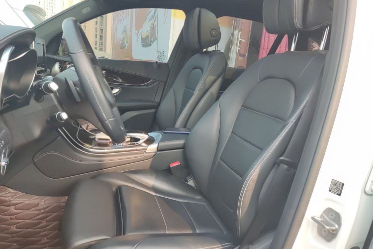 Used Mercedes-Benz GLC 2018 GLC 260 4MATIC Luxury Model Left Front Seat