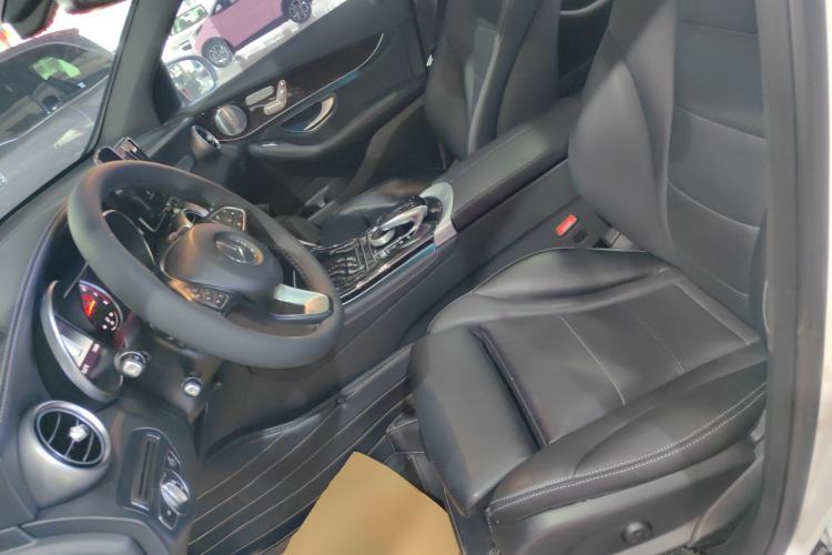 Used Mercedes-Benz GLC 2018 GLC 260 4MATIC Dynamic Edition Left Front Seat