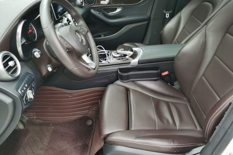 Used Mercedes-Benz GLC 2018 GLC 260 4MATIC Luxury Model Left Front Seat