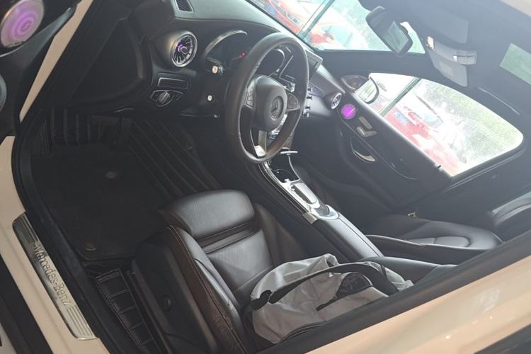 Used Mercedes-Benz GLC 2018 GLC 260 4MATIC Dynamic Edition Left Front Seat