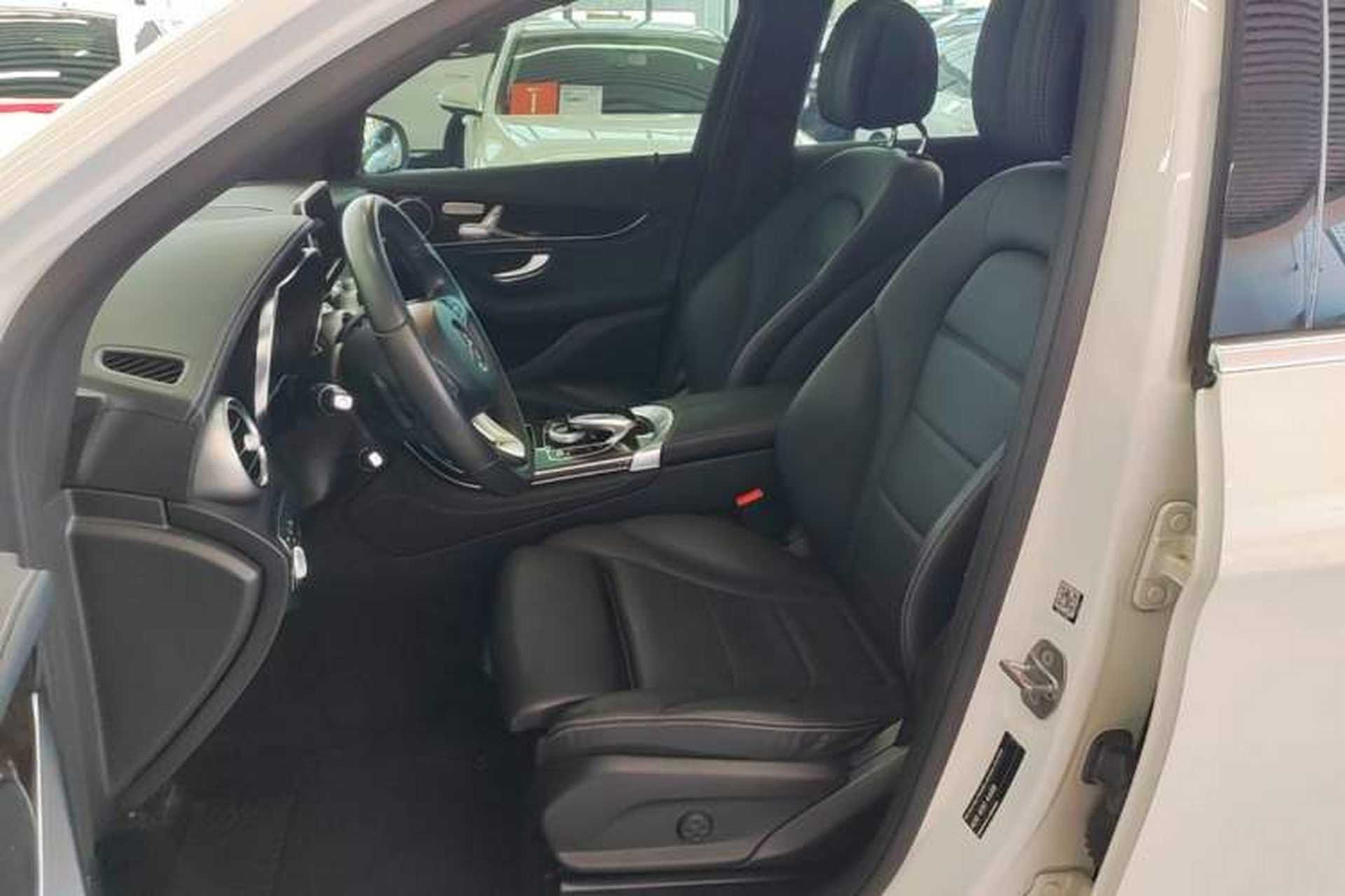Used Mercedes-Benz GLC 2018 GLC 260 4MATIC Luxury Model Left Front Seat