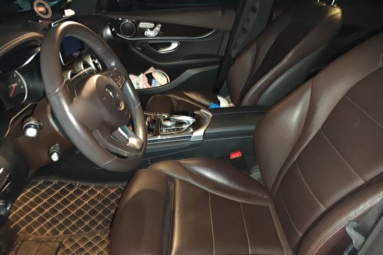 Used Mercedes-Benz GLC 2018 Facelifted GLC 260 4MATIC Dynamic Edition Left Front Seat