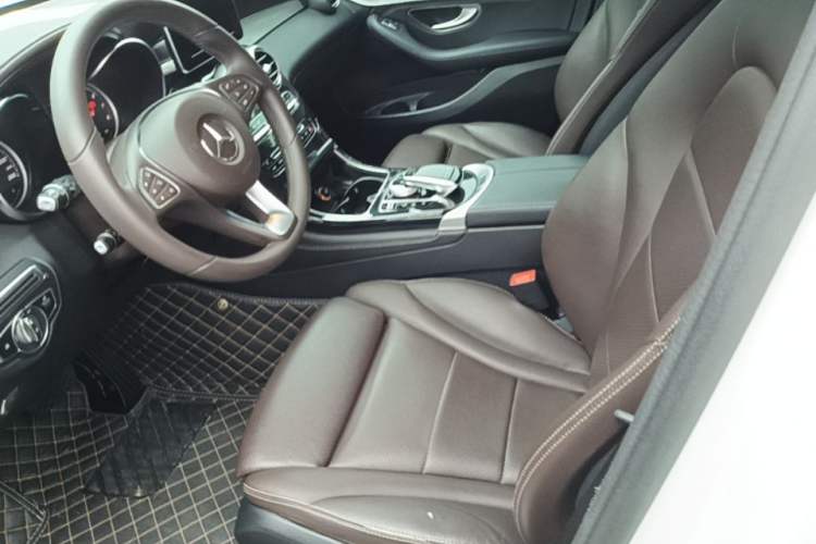 Used Mercedes-Benz GLC 2018 Facelift GLC 200 4MATIC Left Front Seat