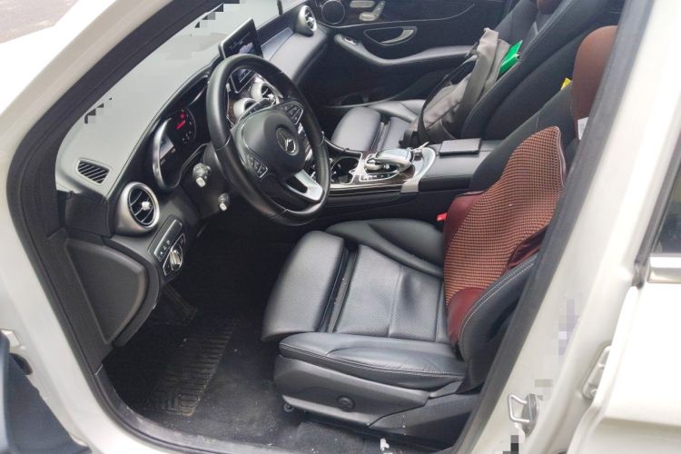 Used Mercedes-Benz GLC 2018 Facelift GLC 260 4MATIC Luxury Edition Left Front Seat