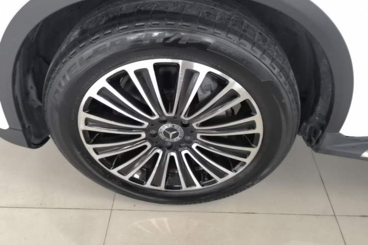 Used Mercedes-Benz GLC 2018 GLC 200 4MATIC Left Front Wheel Hub