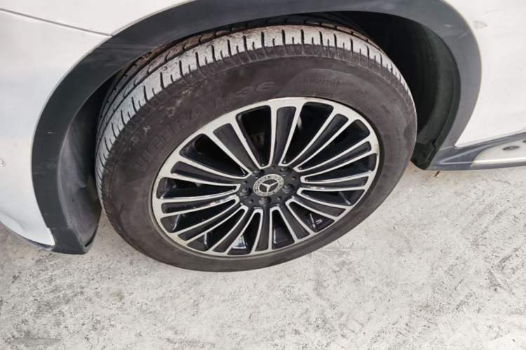 Used Mercedes-Benz GLC 2018 GLC 260 4MATIC Dynamic Edition Left Front Wheel Hub