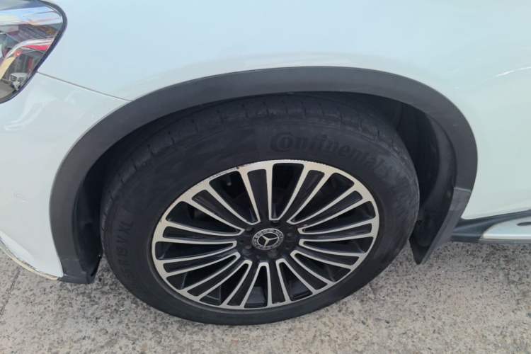 Used Mercedes-Benz GLC 2018 Facelifted GLC 260 4MATIC Dynamic Edition Left Front Wheel Hub