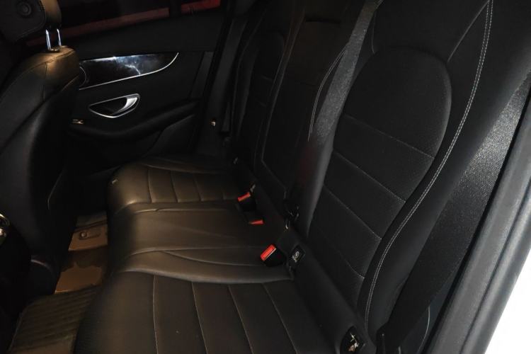 Used Mercedes-Benz GLC 2018 GLC 260 4MATIC Luxury Model Left Rear Seat