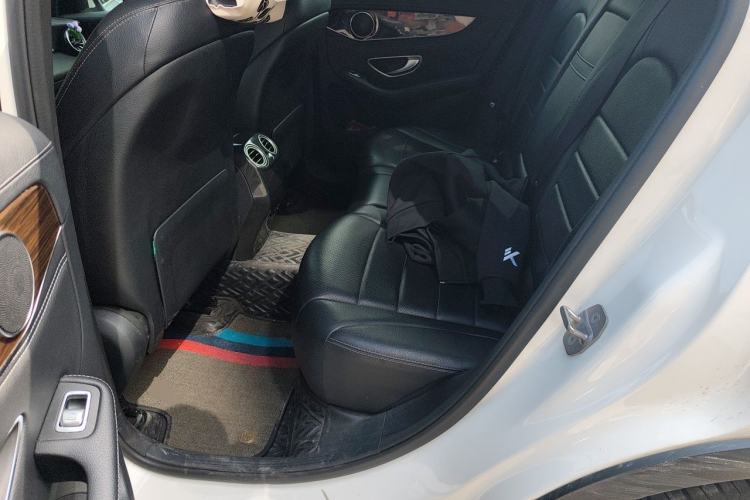 Used Mercedes-Benz GLC 2018 Facelift GLC 260 4MATIC Luxury Edition Left Rear Seat