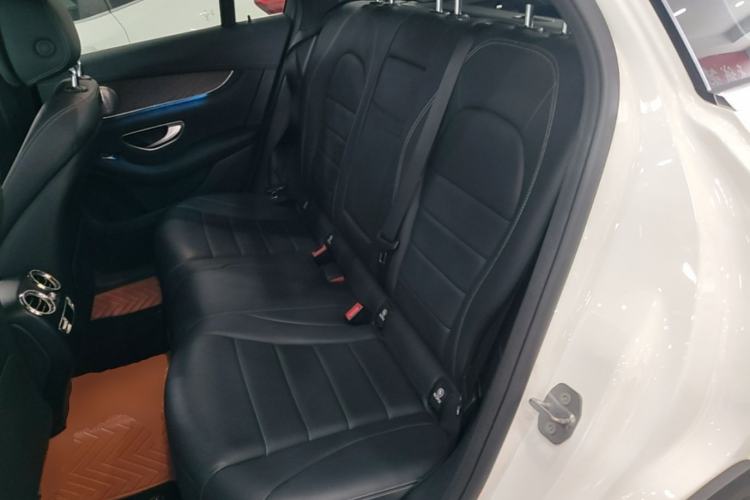Used Mercedes-Benz GLC 2018 GLC 300 4MATIC Sport Edition Left Rear Seat