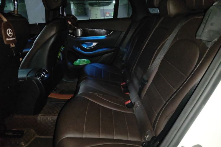 Used Mercedes-Benz GLC 2018 GLC 260 4MATIC Luxury Model Left Rear Seat
