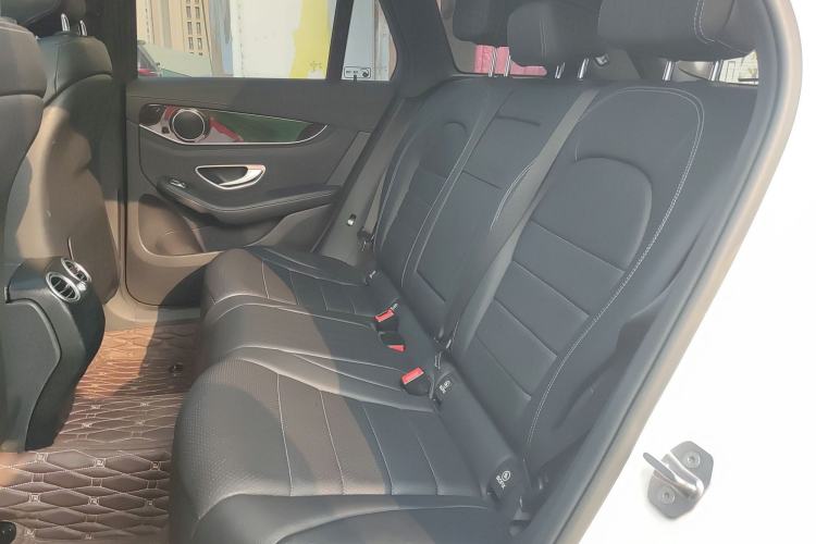 Used Mercedes-Benz GLC 2018 GLC 260 4MATIC Luxury Model Left Rear Seat