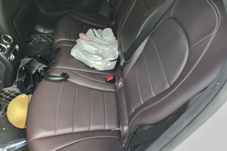 Used Mercedes-Benz GLC 2018 GLC 300 4MATIC Sport Edition Left Rear Seat