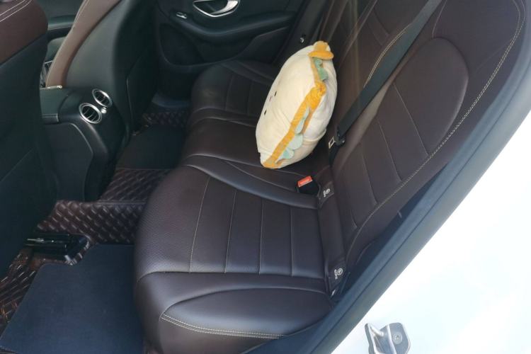 Used Mercedes-Benz GLC 2018 GLC 260 4MATIC Luxury Model Left Rear Seat
