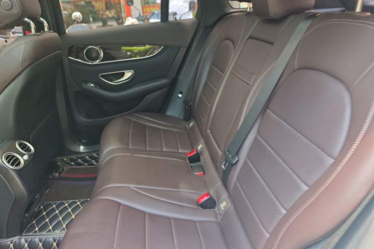 Used Mercedes-Benz GLC 2018 GLC 260 4MATIC Luxury Model Left Rear Seat