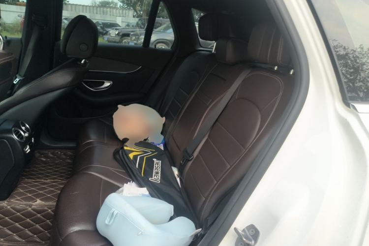 Used Mercedes-Benz GLC 2018 GLC 300 4MATIC Sport Edition Left Rear Seat
