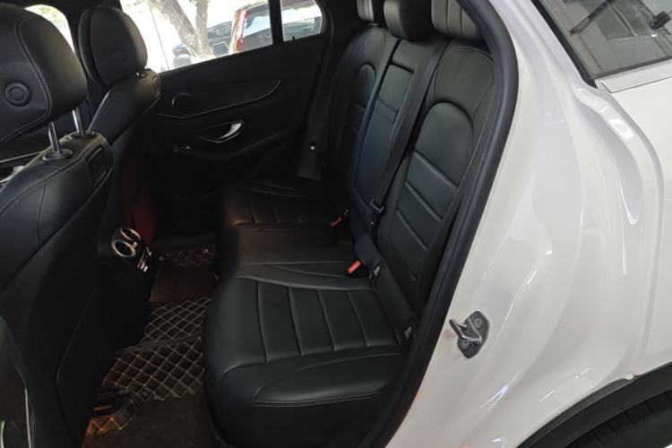 Used Mercedes-Benz GLC 2018 Refreshed GLC 300 4MATIC Dynamic Edition Left Rear Seat
