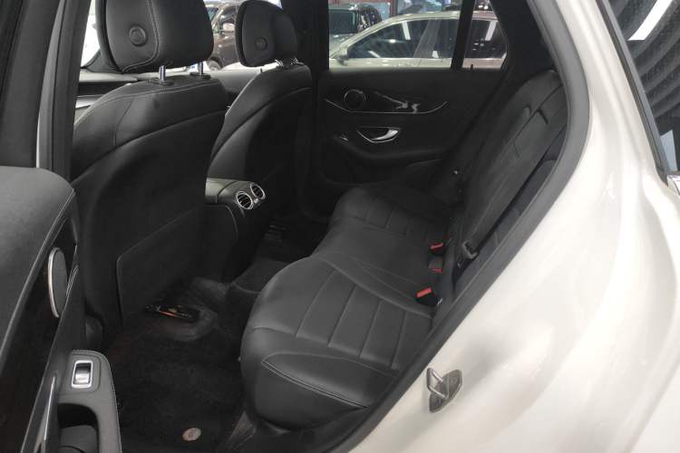 Used Mercedes-Benz GLC 2018 GLC 260 4MATIC Luxury Model Left Rear Seat
