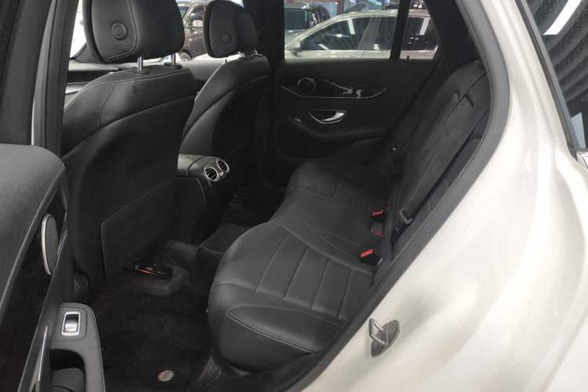 Used Mercedes-Benz GLC 2018 GLC 260 4MATIC Luxury Model Left Rear Seat