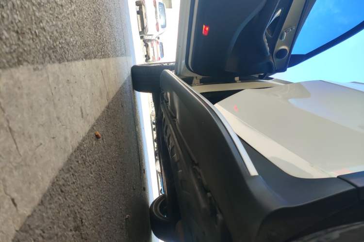 Used Mercedes-Benz GLC 2018 Facelift GLC 200 4MATIC Left Side Sill