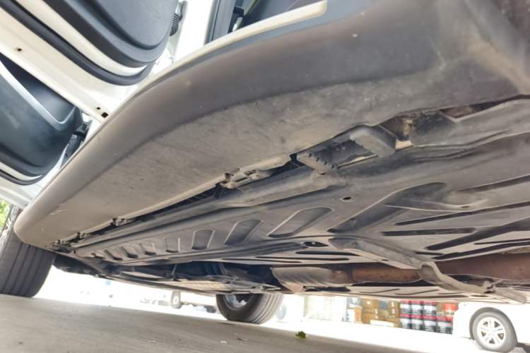 Used Mercedes-Benz GLC 2018 GLC 200 4MATIC Left Side Sill