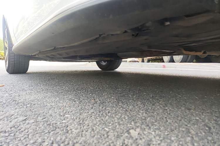 Used Mercedes-Benz GLC 2018 GLC 260 4MATIC Luxury Model Left Side Sill