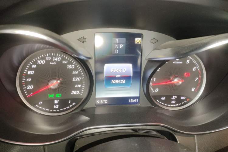 Used Mercedes-Benz GLC 2018 Facelifted GLC 260 4MATIC Dynamic Edition Odometer Close Up