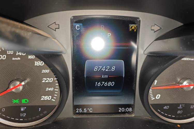 Used Mercedes-Benz GLC 2018 Facelifted GLC 260 4MATIC Dynamic Edition Odometer Close Up