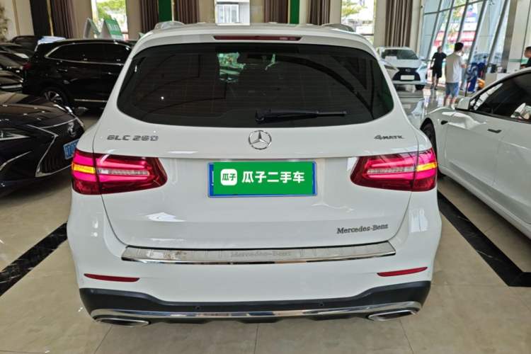 Used Mercedes-Benz GLC 2018 GLC 260 4MATIC Luxury Model Rear