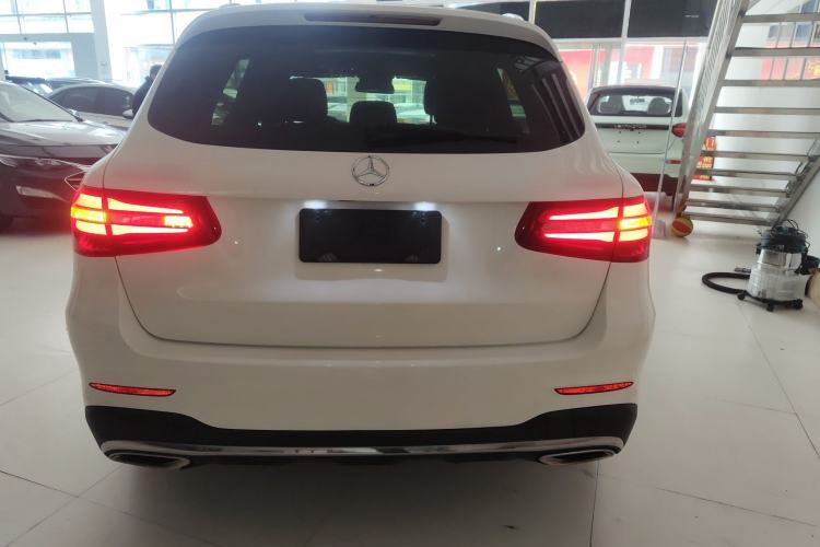 Used Mercedes-Benz GLC 2018 Facelift GLC 260 4MATIC Luxury Edition Rear