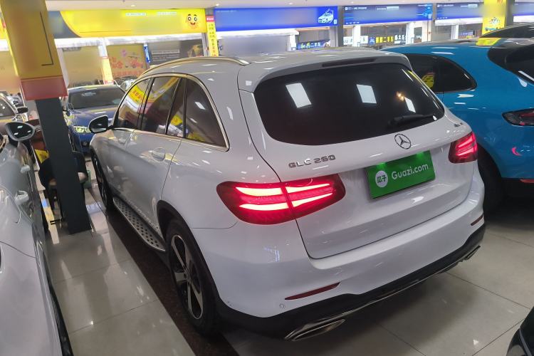 Used Mercedes-Benz GLC 2018 Facelift GLC 260 4MATIC Luxury Edition Rear Left 45 Deg