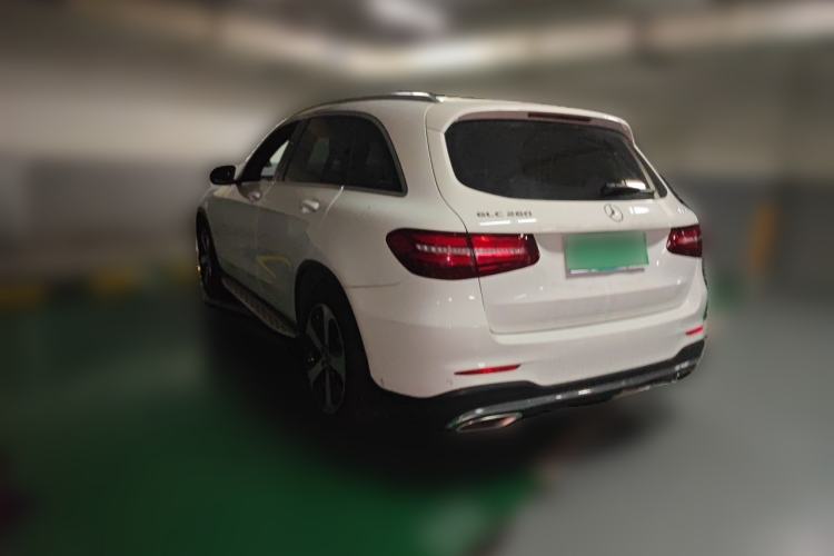 Used Mercedes-Benz GLC 2018 GLC 260 4MATIC Luxury Model Rear Left 45 Deg