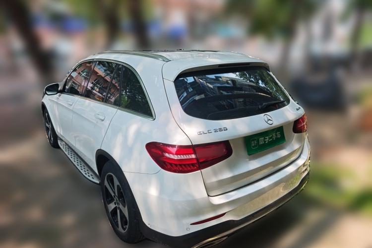 Used Mercedes-Benz GLC 2018 GLC 260 4MATIC Luxury Model Rear Left 45 Deg