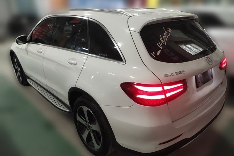 Used Mercedes-Benz GLC 2018 Facelift GLC 260 4MATIC Luxury Edition Rear Left 45 Deg